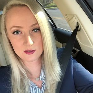 Meet your Posher, Jacquelyn